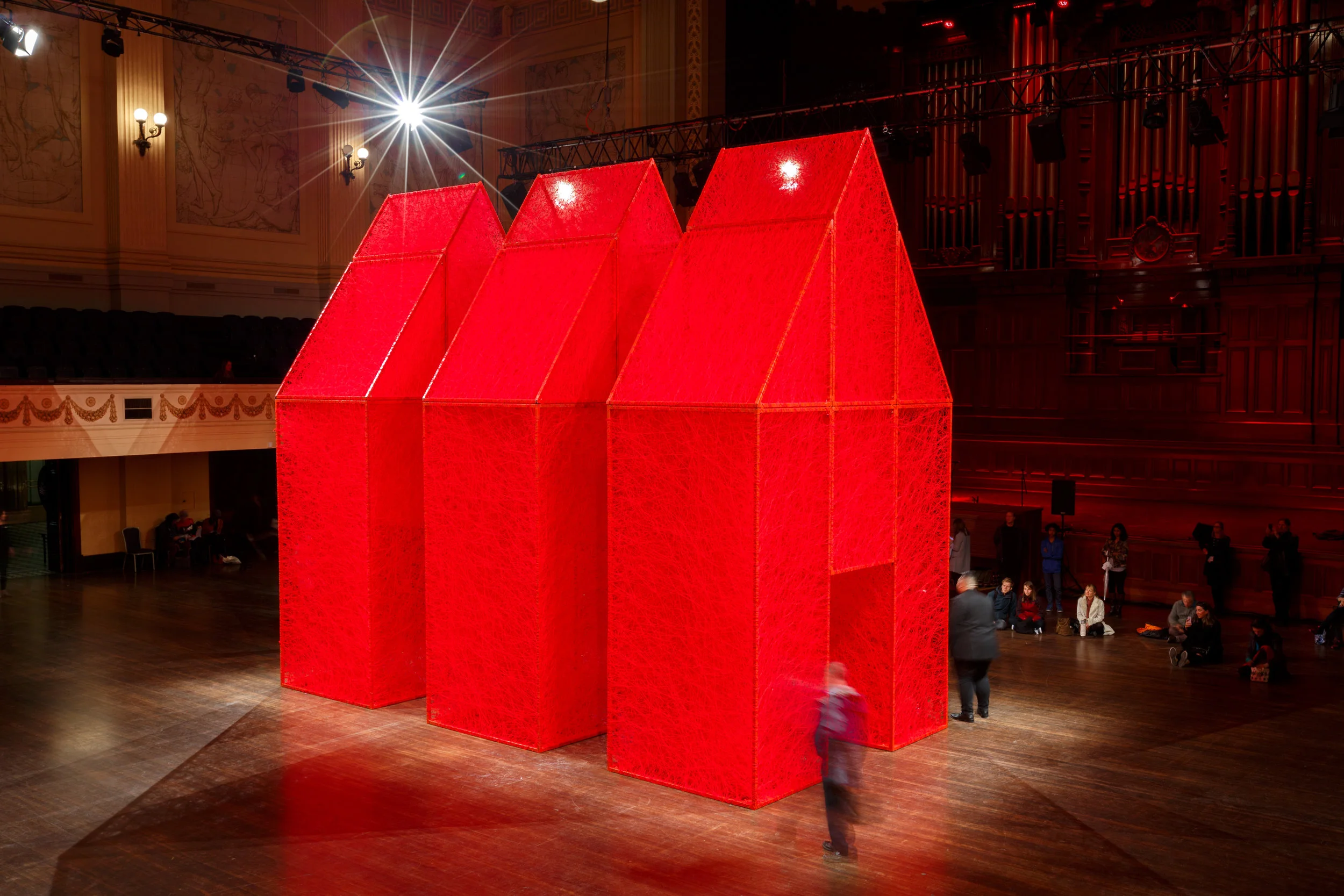 CHIHARU SHIOTA–塩田千春